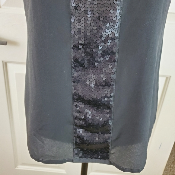 Old Navy Sequined Tank Top - Picture 5 of 13